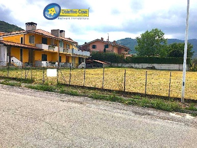 Foto Terreno residenziale in traversa di campli, Campli di 1215 m²