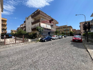 Foto Appartamento in via molise, Aprilia Semicentro di 104 m² con 3 locali