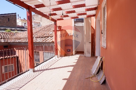 Foto Duplex in Via A.S. Mazzocchi, Caserta Corso Trieste di 198 m²