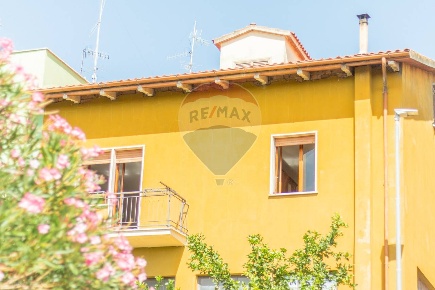 Foto Appartamento in Via Venezia, Canino Centro di 140 m² con 3 locali