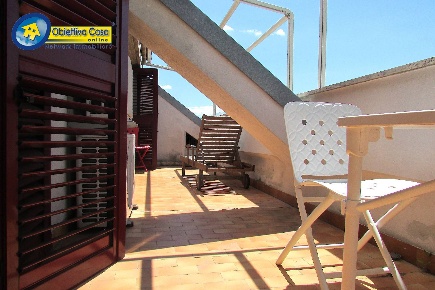 Foto Attico in via antonio gramsci, Teramo Centro di 155 m² con 5 locali