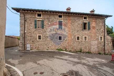 Foto Rustico in Via Terzago, Calvagese della Riviera di 590 m² in vendita
