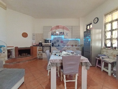 Foto Casa indipendente in via Giuseppe Garibaldi, Motta Sant'Anastasia