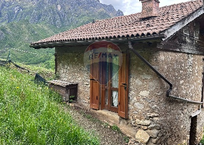 Foto Terreno agricolo a San Giovanni Bianco Centro in vendita