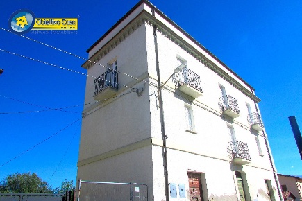 Foto Casa indipendente in via giorgio romani, Torricella Sicura Torricella