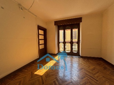 Foto Ufficio in Via Montebello, Pinerolo Centro di 110 m² con 4 locali