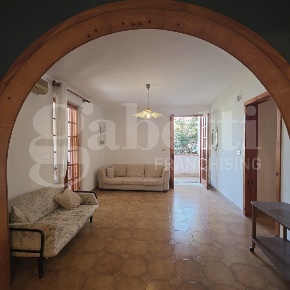 Foto Appartamento in Via Riccione 10, Taviano di 130 m² con 4 locali