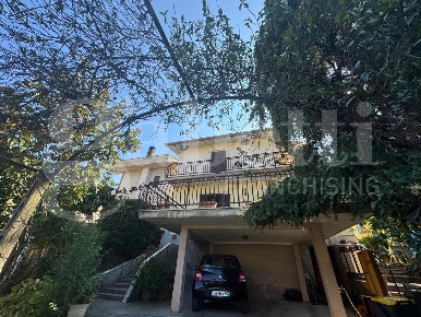 Foto Appartamento in Via EUGENIO CURIEL 25, Marino Santa Maria delle Mole