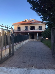 Foto Villa unifamiliare in Via Chiesazza Sperone 2, Altavilla Milicia
