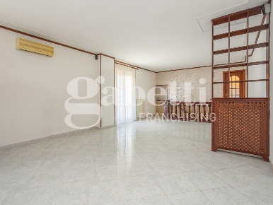 Foto Duplex in Via Crispi 4, Mugnano di Napoli Centro di 130 m² in vendita
