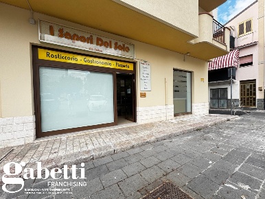 Foto Attività commerciale in Piazza DUOMO 44, Sant'Agata di Militello