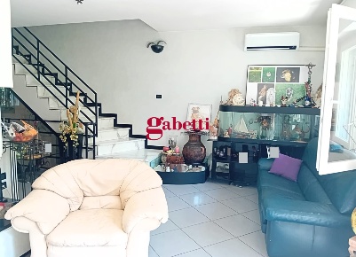 Foto Appartamento a Rimini Viserbella di 180 m² con 3 locali in vendita