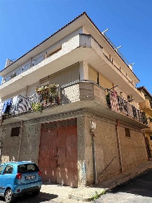 Foto Appartamento in Via Marco Polo, Casteldaccia di 140 m² con 4 locali