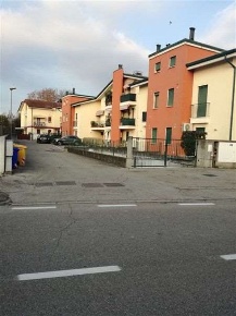 Foto Appartamento in Via Monte Grappa 30, Istrana Pezzan di 45 m²