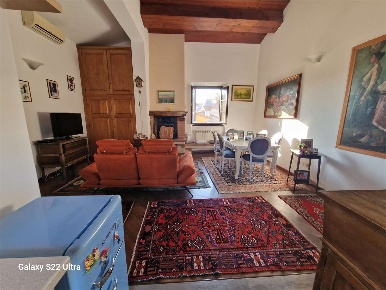 Foto Appartamento in Via Stagio Stagi, Pietrasanta di 200 m² con 10 locali