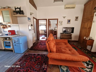 Foto Appartamento in Via del Marzocco, Pietrasanta di 200 m² con 10 locali