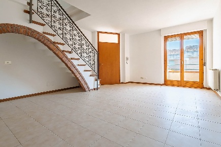 Foto Appartamento a Siena Isola d'Arbia di 65 m² con 4 locali in vendita