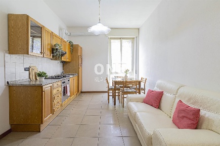 Foto Appartamento in Via Don Girotti 51, Concorezzo Centro di 72 m²