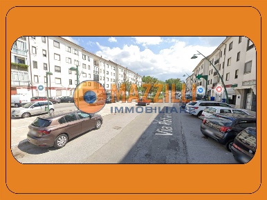 Foto Locale commerciale in Via Danzi, Potenza Centro di 40 m² con 1 locali