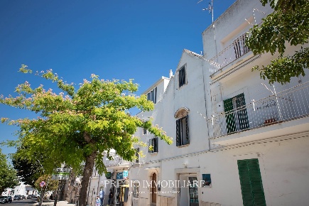 Foto Appartamento in Via Pentimi, Noci Centro di 110 m² con 3 locali