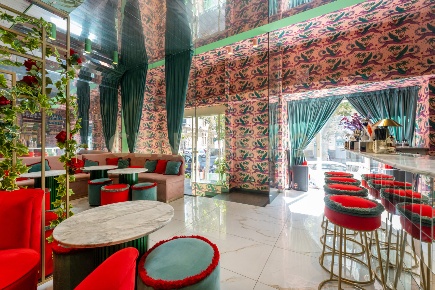 Foto Attività commerciale in Viale Vittorio Veneto 7a, Catania di 100 m²