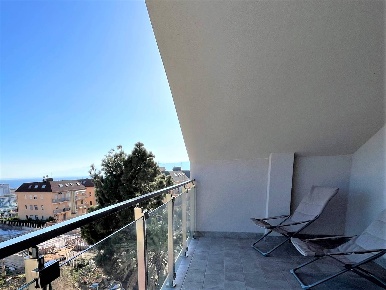Foto Appartamento in Viale Crotone, Catanzaro Catanzaro Lido di 75 m²