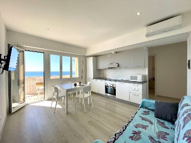 Foto Appartamento in Corso Italia, Pietra Ligure di 68 m² con 3 locali