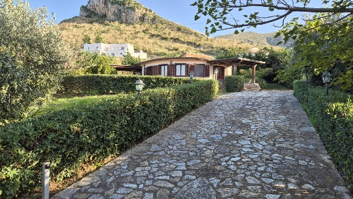 Foto Villa singola in Contrada Acquavite, Castellammare del Golfo di 130 m²