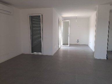 Foto Attico in via Del Pino, Ravenna di 180 m² con 5 locali in vendita