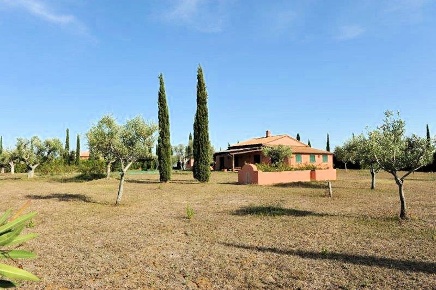 Foto Rustico a Magliano in Toscana Centro di 170 m² con 5 locali in vendita