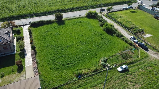 Foto Terreno edificabile in Via 25 Aprile  SNC, Cermenate di 2100 m²