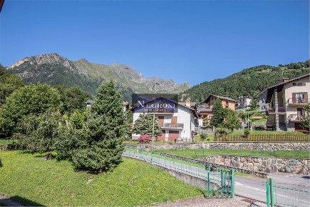 Foto Appartamento in Via Provinciale 20, Valgoglio Centro di 85 m²