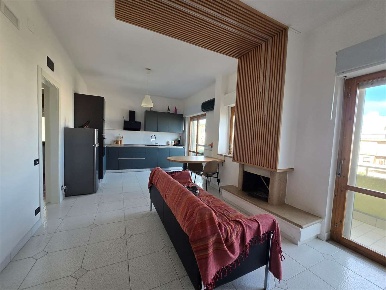 Foto Appartamento a Catanzaro di 130 m² con 6 locali in vendita