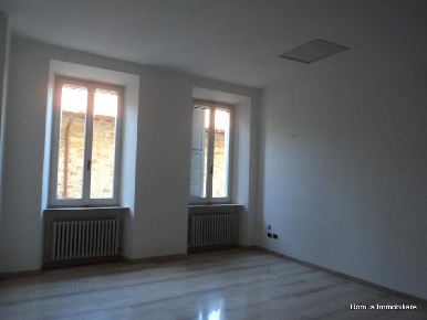 Foto Appartamento a Ascoli Piceno di 150 m² con 6 locali in affitto