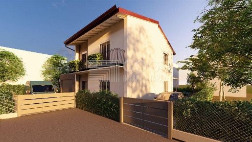 Foto Casa indipendente in via gorizia, Lugo di 242 m² con 4 locali