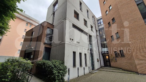 Foto Ufficio in Via Farnesiana 9, Piacenza Via Colombo di 91 m² in vendita