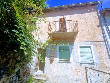 Foto Casa indipendente in finero, Malesco Finero di 80 m² con 4 locali