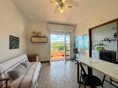 Foto Appartamento in Via Privata Mimose, Pietra Ligure di 60 m² in vendita