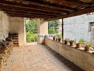 Foto Casa indipendente in via alessandro manzoni 23, Gazzaniga Centro