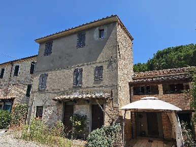 Foto Appartamento a Castiglione del Lago di 220 m² con 6 locali in vendita
