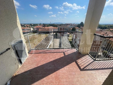 Foto Appartamento in Via Cesare Battisti 28, Caluso Centro di 90 m²
