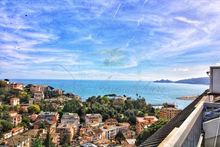 Foto Appartamento in Via Privata Bozzo Costa 144, Rapallo di 90 m²