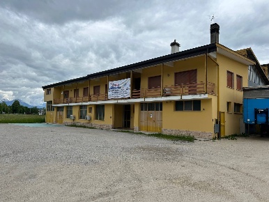Foto Capannone industriale in via dei tigli, Santa Giustina di 1200 m²