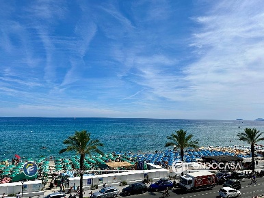 Foto Appartamento in Viale Europa, Pietra Ligure Centro di 75 m² in vendita