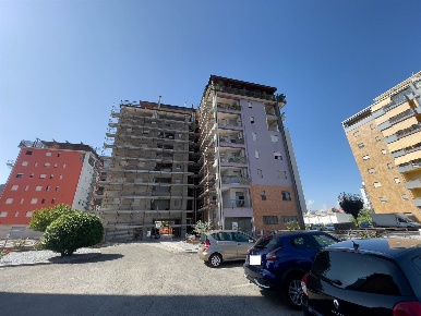 Foto Garage in via Popilia complesso Esse B, Cosenza Popilia - Vagliolise