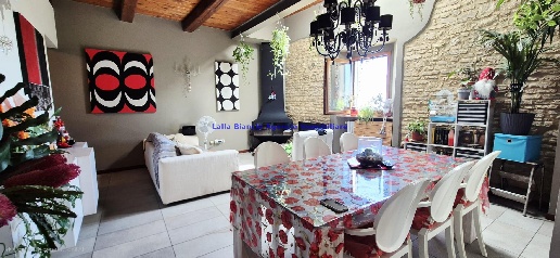 Foto Appartamento in VIA DELLE SCUOLE NUOVE, Pesaro Novilara di 118 m²