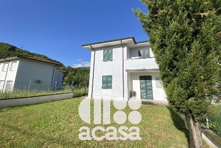 Foto Appartamento a Sarsina di 148 m² con 5 locali in vendita