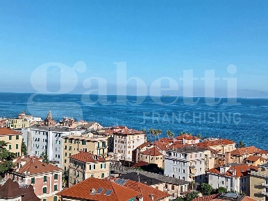Foto Appartamento in Bonfante, Varazze Centro di 80 m² con 4 locali