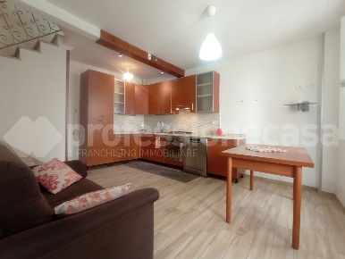 Foto Casa indipendente in Via Sangrina 55, Ateleta di 106 m² con 5 locali
