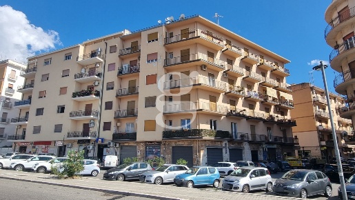 Foto Appartamento in Via francesco baracca 5, Reggio di Calabria di 155 m²